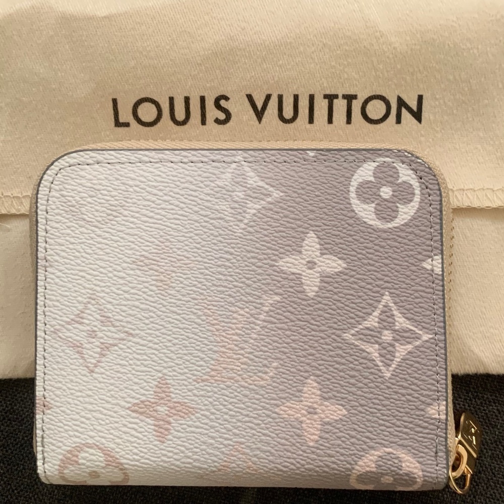 LOUIS VUITTON WALLET / BRAND NEW